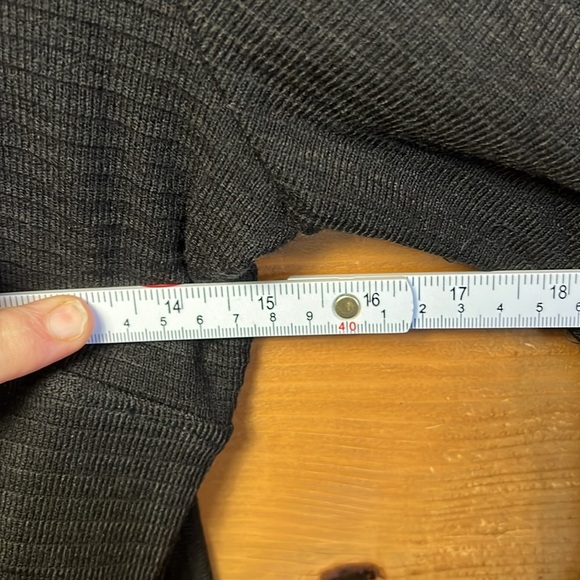 B.O.G. BAND OF THE FREE Women’s BLACK RIBBED CROP KNIT SHIRT Sm LONG SLEEVES - Picture 2 of 9